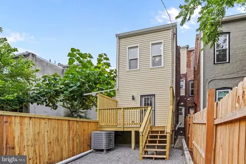 Exterior - 711 E 20th St, Baltimore, MD 21218 photo 4 of 8