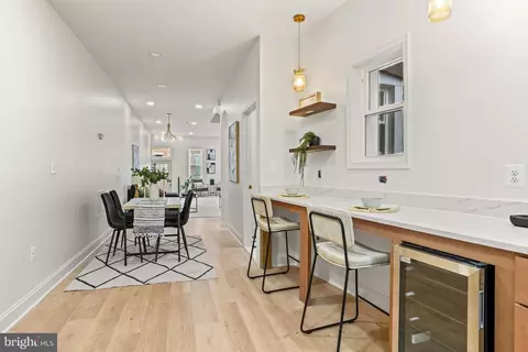 Entry Way - 711 E 20th St, Baltimore, MD 21218 photo 8 of 17