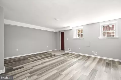 Living - 906 N Fulton Ave, Baltimore, MD 21217 photo 3 of 3