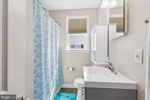 Bath - 6307 Eastern Pkwy, Baltimore, MD 21214 photo 1 of 1