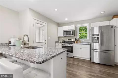Kitchen - 6307 Eastern Pkwy, Baltimore, MD 21214 photo 1 of 3