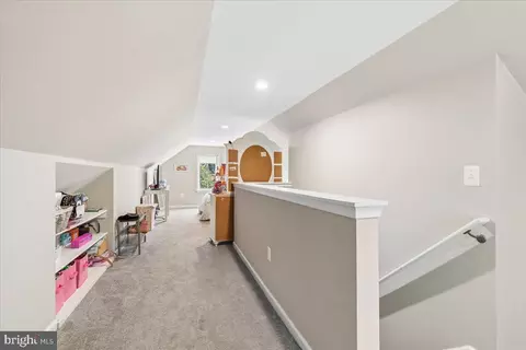 Entry Way - 6307 Eastern Pkwy, Baltimore, MD 21214 photo 3 of 6