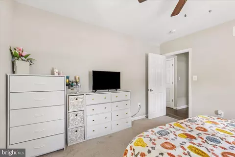 Bedroom - 6307 Eastern Pkwy, Baltimore, MD 21214 photo 5 of 8