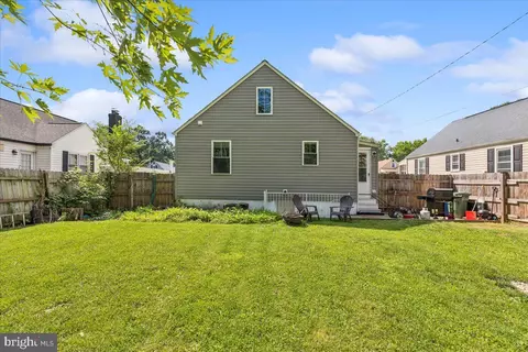 Exterior - 6307 Eastern Pkwy, Baltimore, MD 21214 photo 6 of 8