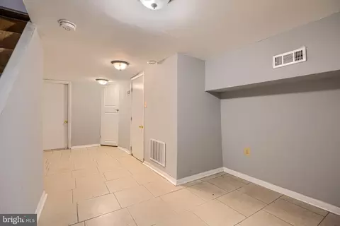 Entry Way - 2858 Harlem Ave, Baltimore, MD 21216 photo 6 of 6