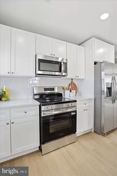 Kitchen - 1300 Pentridge Rd, Baltimore, MD 21239 photo 4 of 4