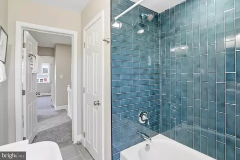 Entry Way - 1300 Pentridge Rd, Baltimore, MD 21239 photo 4 of 4
