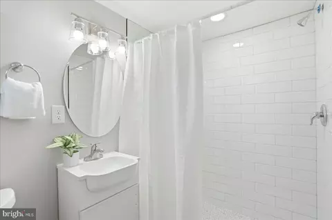 Bath - 1300 Pentridge Rd, Baltimore, MD 21239 photo 1 of 3