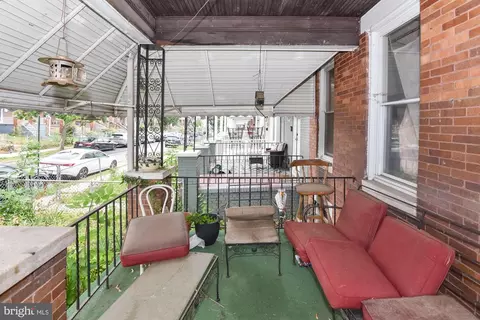 Exterior - 717 Linnard St, Baltimore, MD 21229 photo 2 of 3