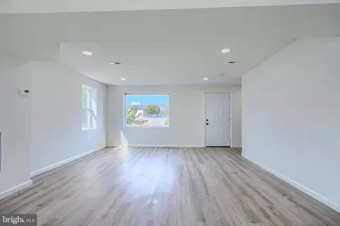 Living - 3916 Erdman Ave, Baltimore, MD 21213 photo 4 of 6
