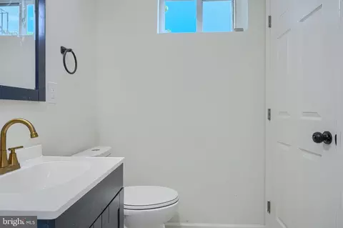 Entry Way - 3916 Erdman Ave, Baltimore, MD 21213 photo 1 of 1