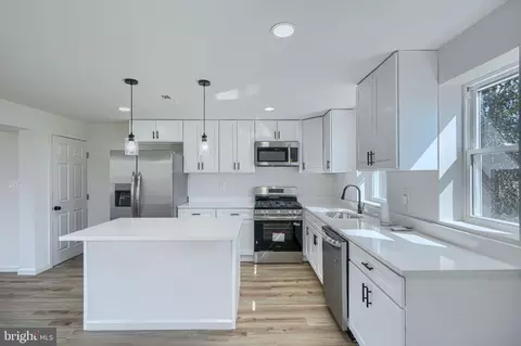 Kitchen - 3916 Erdman Ave, Baltimore, MD 21213 photo 1 of 4