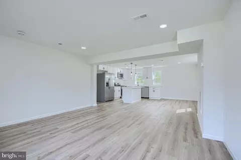 Living - 3916 Erdman Ave, Baltimore, MD 21213 photo 2 of 6
