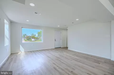 Living - 3916 Erdman Ave, Baltimore, MD 21213 photo 3 of 6