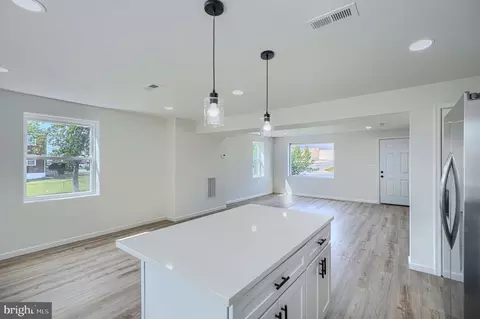 Living - 3916 Erdman Ave, Baltimore, MD 21213 photo 5 of 6