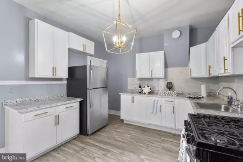 Kitchen - 109 S Augusta Ave, Baltimore, MD 21229 photo 2 of 3