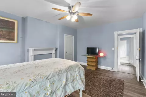 Bedroom - 109 S Augusta Ave, Baltimore, MD 21229 photo 2 of 10