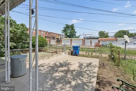 Exterior - 905 N Warwick Ave, Baltimore, MD 21216 photo 10 of 12