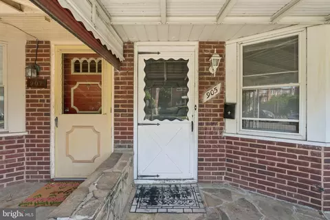 Exterior - 905 N Warwick Ave, Baltimore, MD 21216 photo 1 of 12