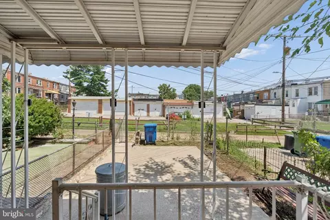 Exterior - 905 N Warwick Ave, Baltimore, MD 21216 photo 6 of 12