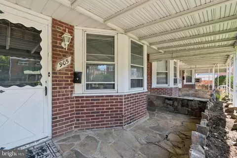 Exterior - 905 N Warwick Ave, Baltimore, MD 21216 photo 2 of 12