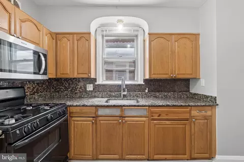 Kitchen - 905 N Warwick Ave, Baltimore, MD 21216 photo 3 of 3