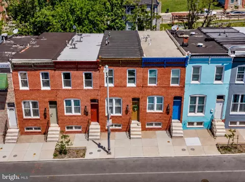 View/Area - 2028 E Preston St, Baltimore, MD 21213 photo 1 of 12