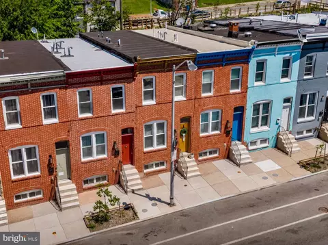 View/Area - 2028 E Preston St, Baltimore, MD 21213 photo 2 of 12