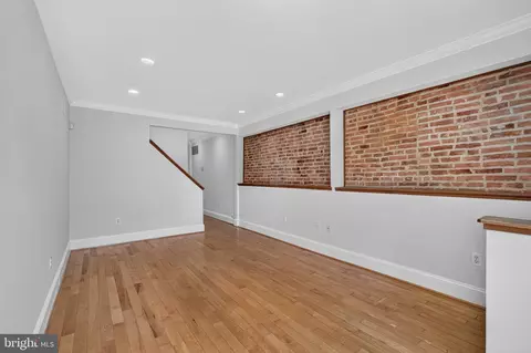 Living - 738 E Fort Ave, Baltimore, MD 21230 photo 2 of 5