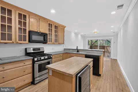 Kitchen - 738 E Fort Ave, Baltimore, MD 21230 photo 3 of 3