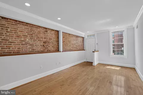 Living - 738 E Fort Ave, Baltimore, MD 21230 photo 3 of 5