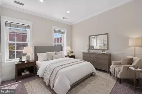 Bedroom - 738 E Fort Ave, Baltimore, MD 21230 photo 1 of 12