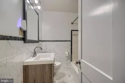Bath - 308 Imla St, Baltimore, MD 21224 photo 1 of 4