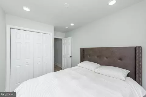 Bedroom - 1005 N Mount St, Baltimore, MD 21217 photo 3 of 4