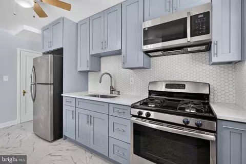 Kitchen - 1807 E Belvedere Ave, Baltimore, MD 21239 photo 2 of 4