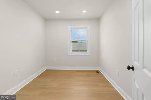 Bedroom - 1544 E Belvedere Ave, Baltimore, MD 21239 photo 8 of 8