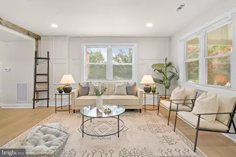 Living - 1544 E Belvedere Ave, Baltimore, MD 21239 photo 1 of 1