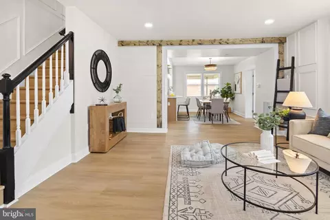Entry Way - 1544 E Belvedere Ave, Baltimore, MD 21239 photo 1 of 3