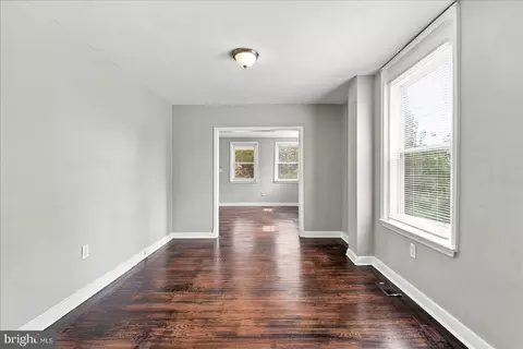 Living - 2056 Griffis Ave, Baltimore, MD 21230 photo 4 of 4