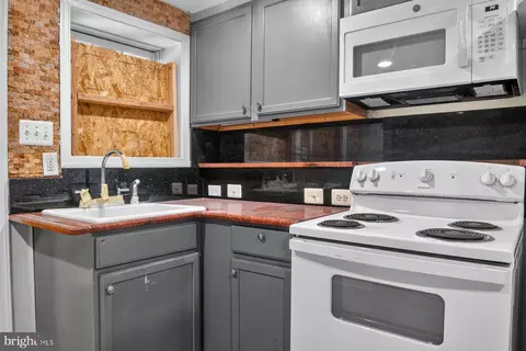Kitchen - 504 Callender St, Baltimore, MD 21230 photo 1 of 1