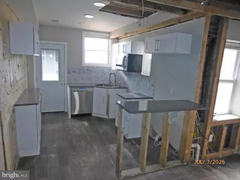 4022 Cranston Ave, Baltimore, MD 21229 photo 4