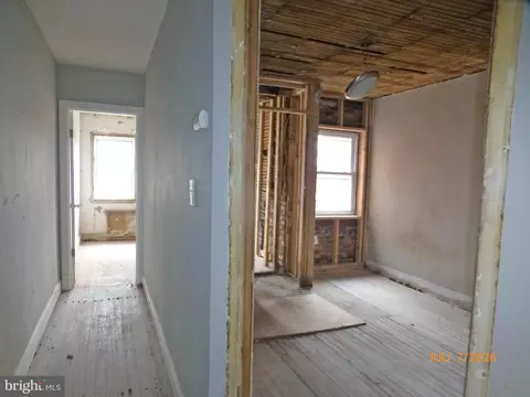 4022 Cranston Ave, Baltimore, MD 21229 photo 6