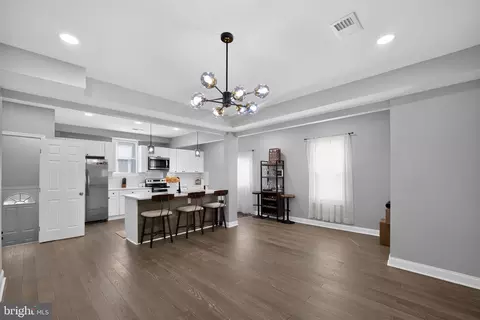 Entry Way - 2923 Silver Hl, Baltimore, MD 21207 photo 8 of 11