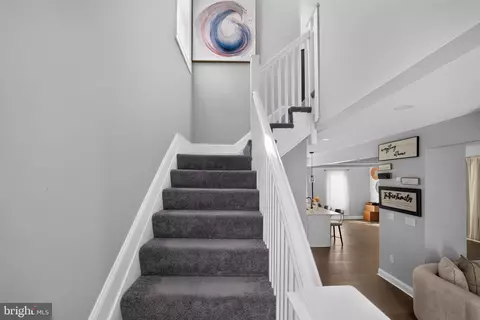 Entry Way - 2923 Silver Hl, Baltimore, MD 21207 photo 9 of 11