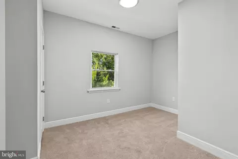 Bedroom - 3004 Vineyard Ln, Baltimore, MD 21218 photo 3 of 5