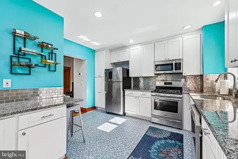 Kitchen - 1500 Jackson St, Baltimore, MD 21230 photo 3 of 4
