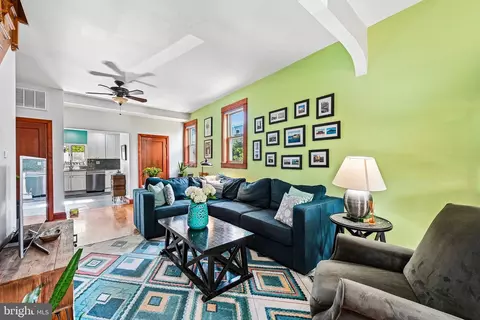 Living - 1500 Jackson St, Baltimore, MD 21230 photo 2 of 2