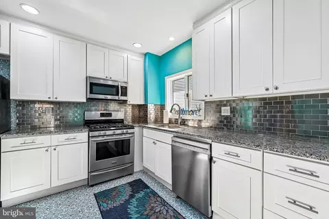 Kitchen - 1500 Jackson St, Baltimore, MD 21230 photo 4 of 4