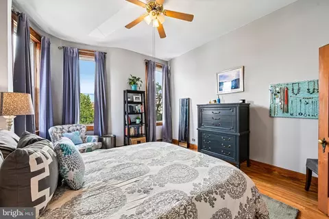 Bedroom - 1500 Jackson St, Baltimore, MD 21230 photo 5 of 7