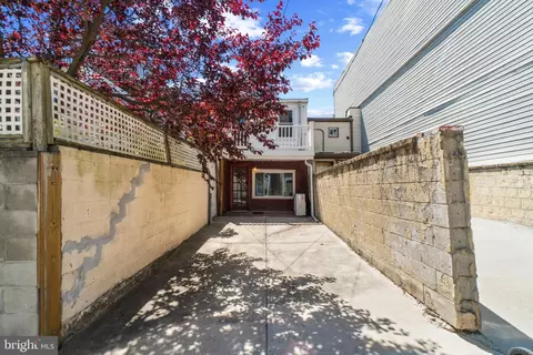 Other - 909 S Streeper St, Baltimore, MD 21224 photo 9 of 10